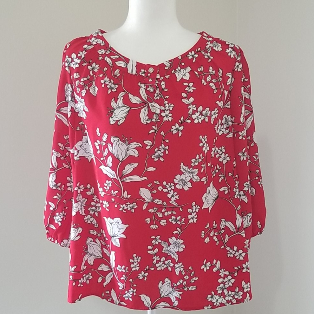 COPY - Adrienne vittadini womens red floral design XLarge